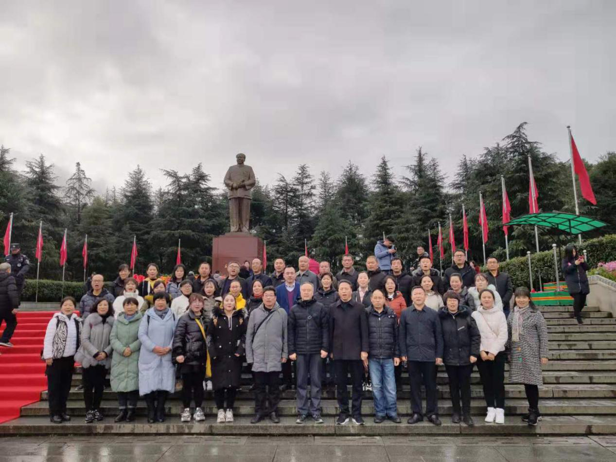 晉城市殘聯(lián)系統(tǒng)公務(wù)人員綜合素質(zhì)能力提升培訓(xùn)班結(jié)業(yè)