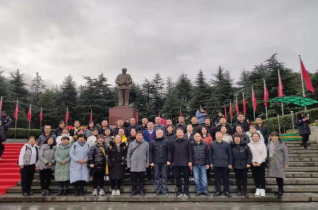 晉城市殘聯(lián)系統(tǒng)公務(wù)人員綜合素質(zhì)能力提升培訓班結(jié)業(yè)
