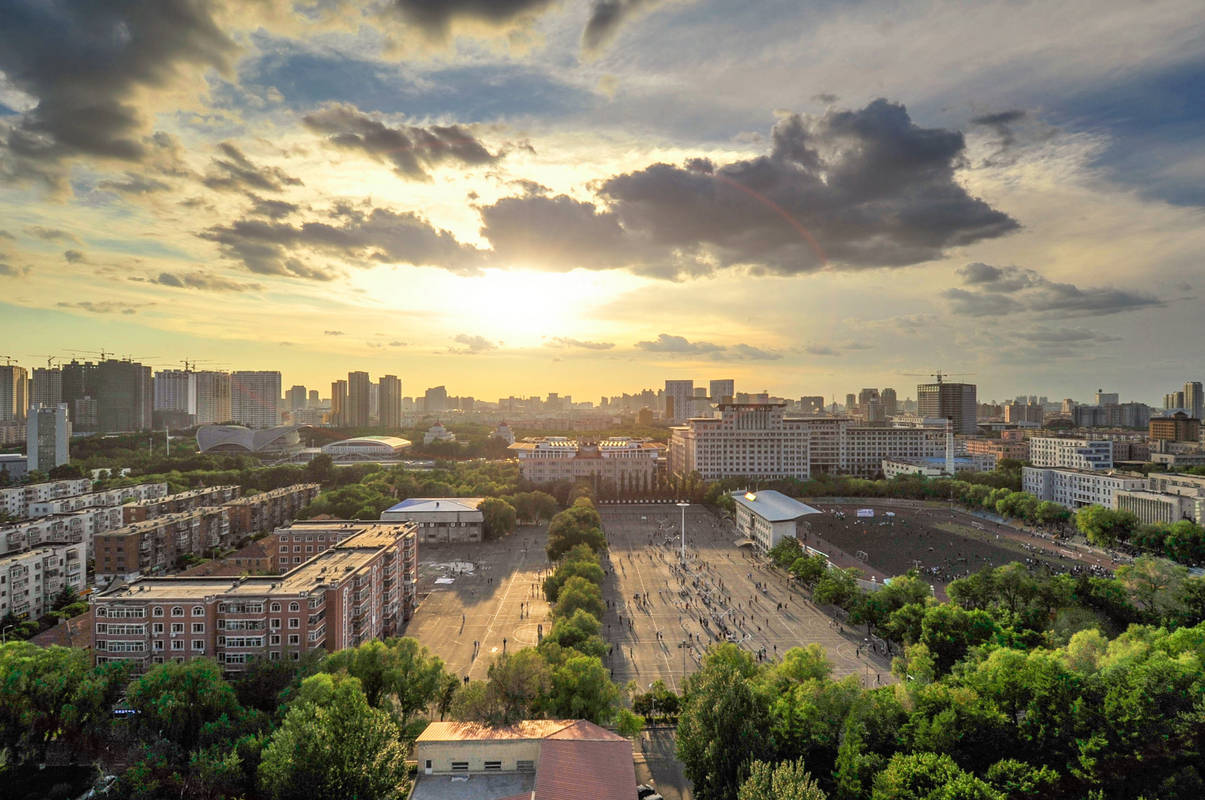 俯瞰校園